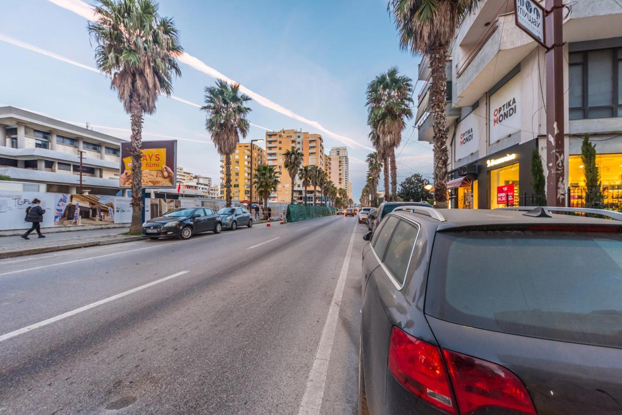 Premium , Marina , Center , Beachfront Durrës Extérieur photo